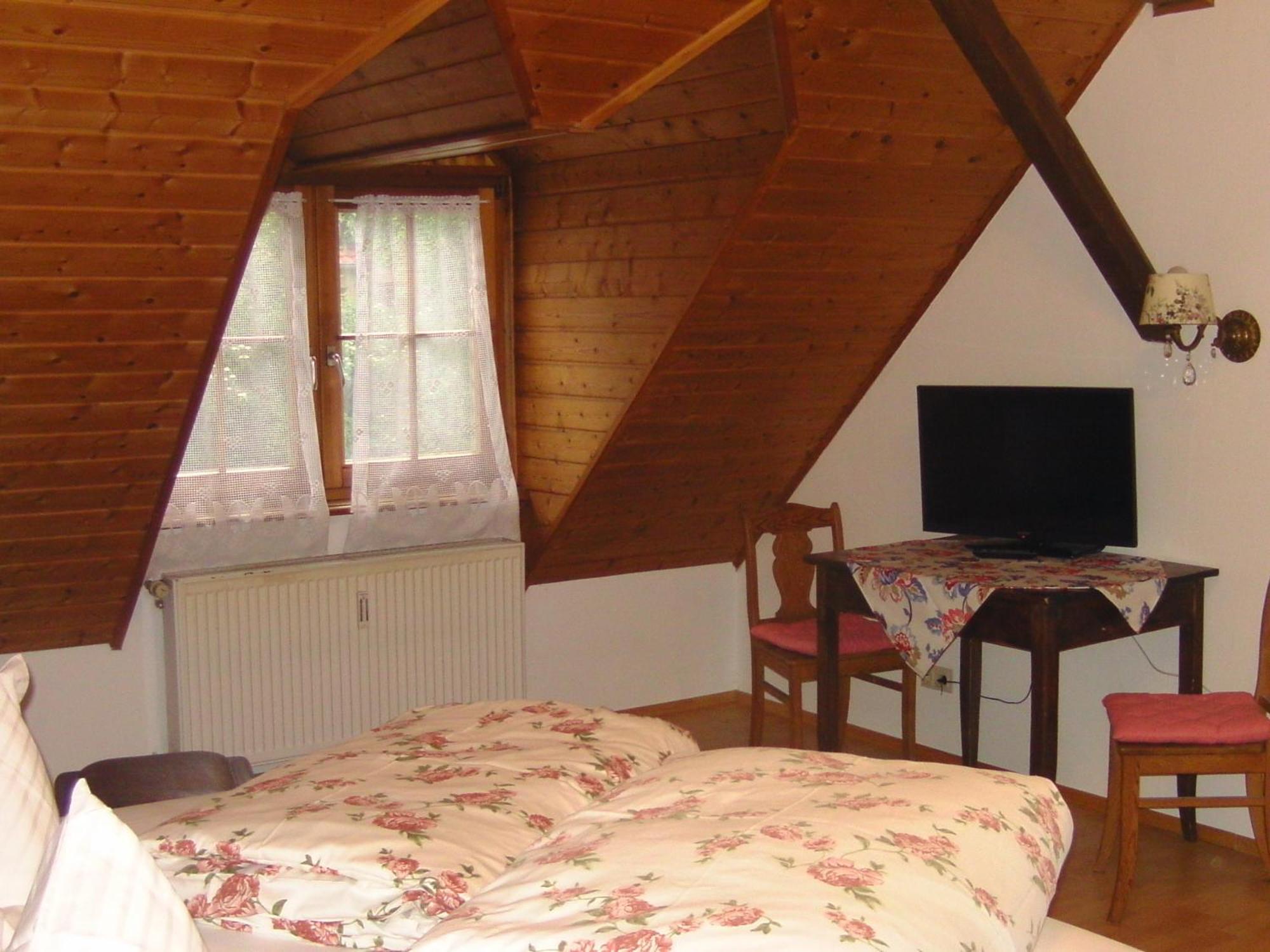 Alte Schreinerei-Auberge Harlekin Randegg Habitación foto